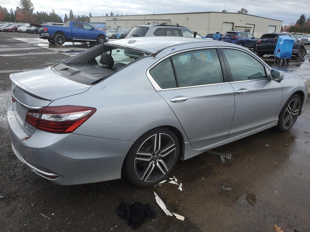 2016 HONDA ACCORD