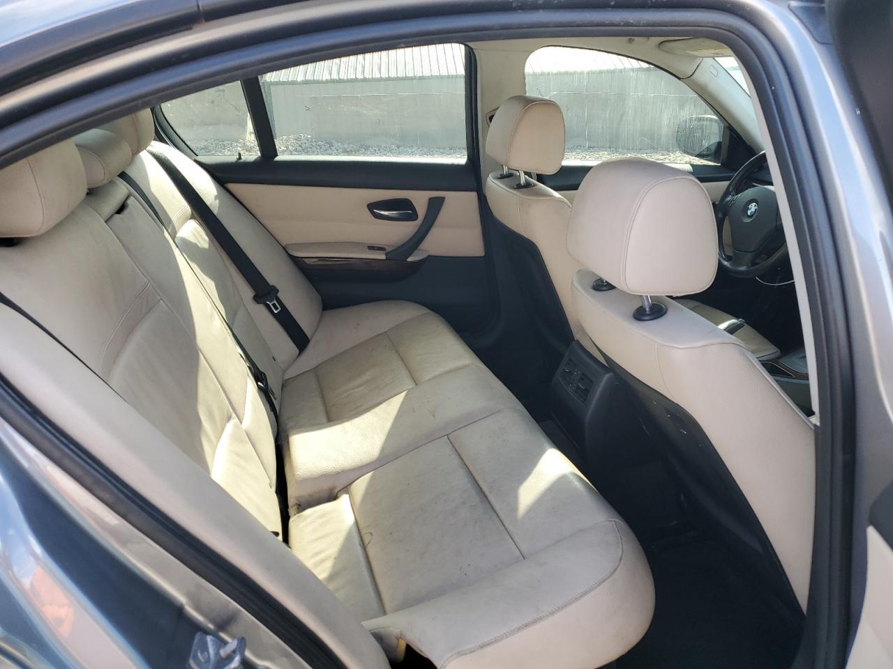 2011 BMW 3 SERIES