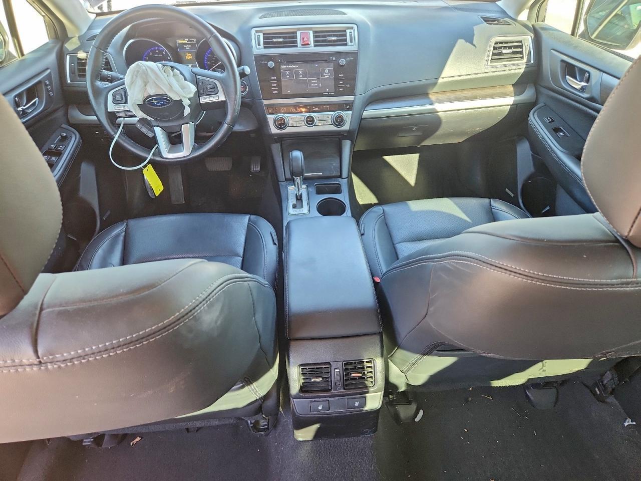 2016 SUBARU Legacy
