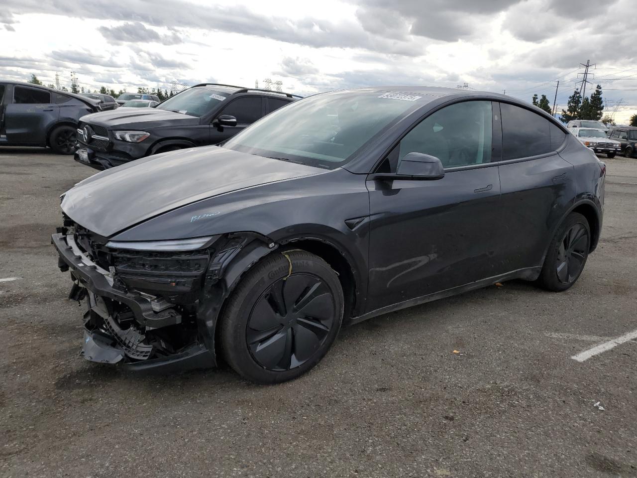 2026 TESLA MODEL Y