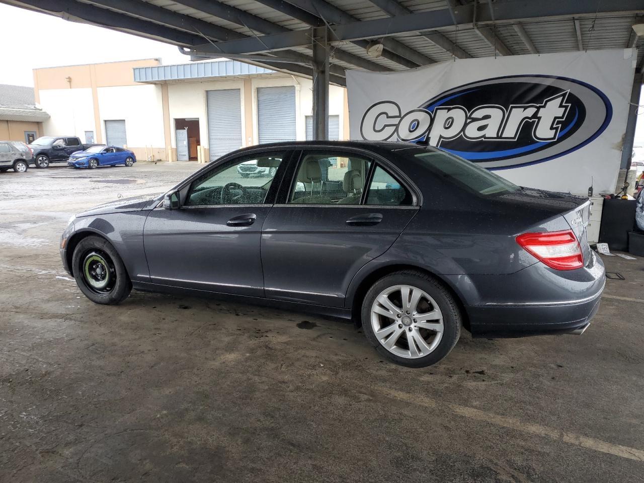 2011 MERCEDES-BENZ C-CLASS