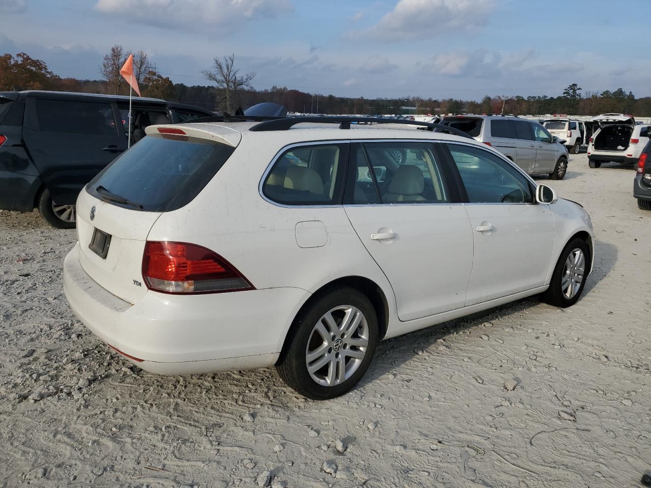 2013 VOLKSWAGEN JETTA