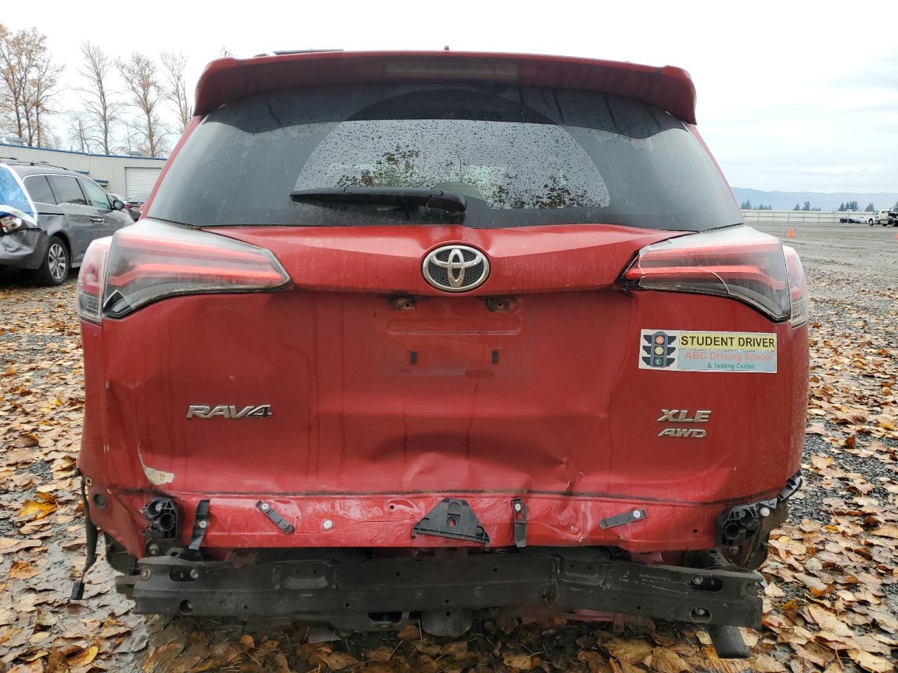 2016 TOYOTA RAV4