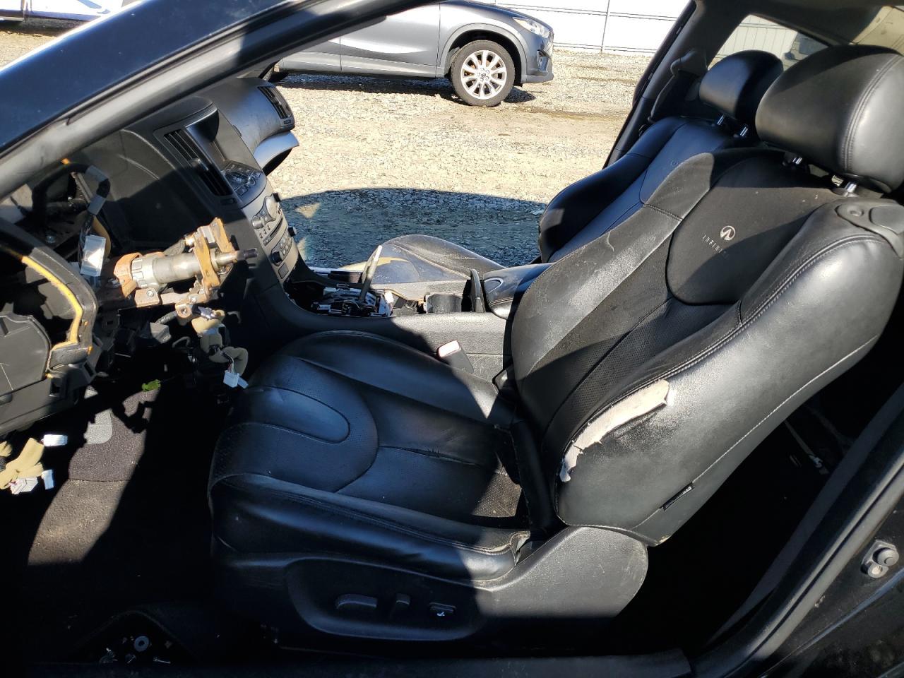 2012 INFINITI G37