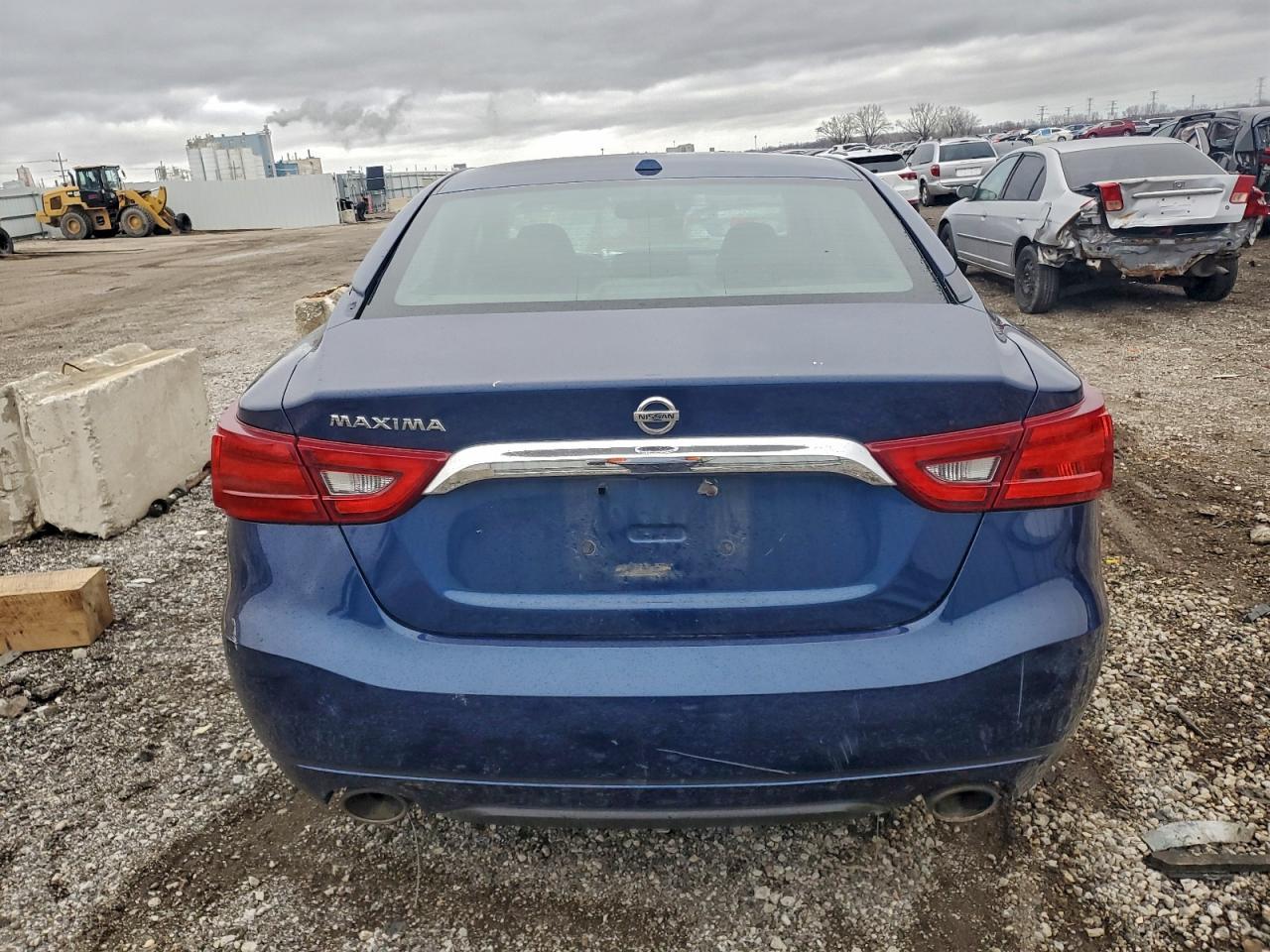2017 NISSAN Maxima