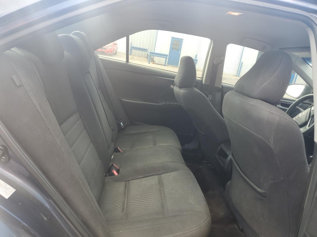 2016 TOYOTA CAMRY