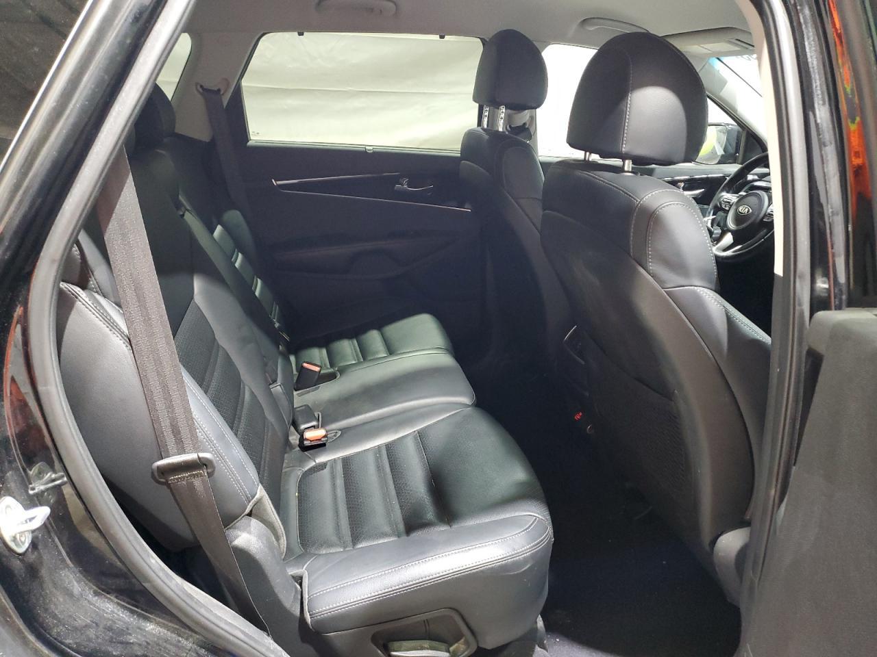 2018 KIA SORENTO