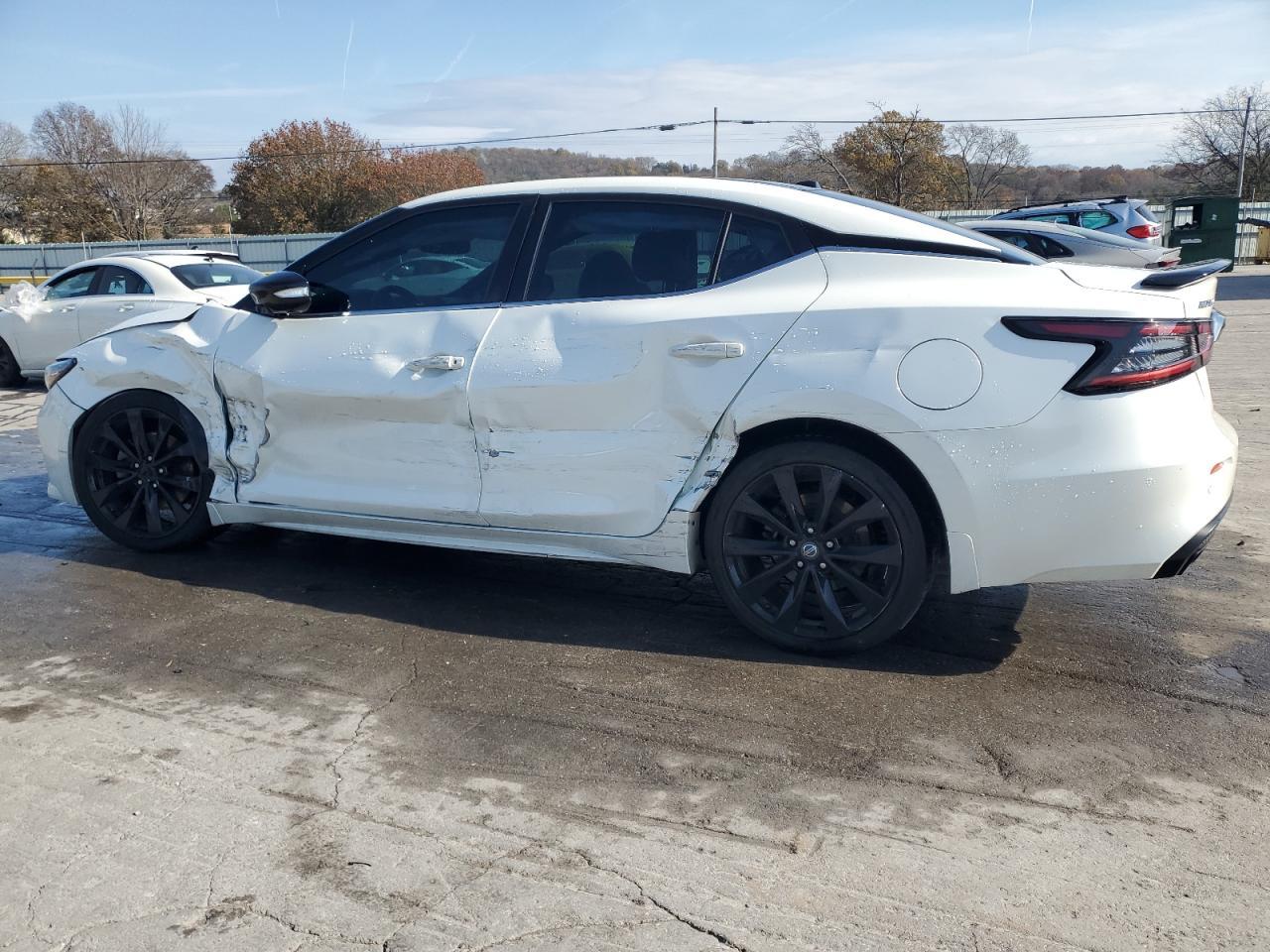 2019 NISSAN Maxima