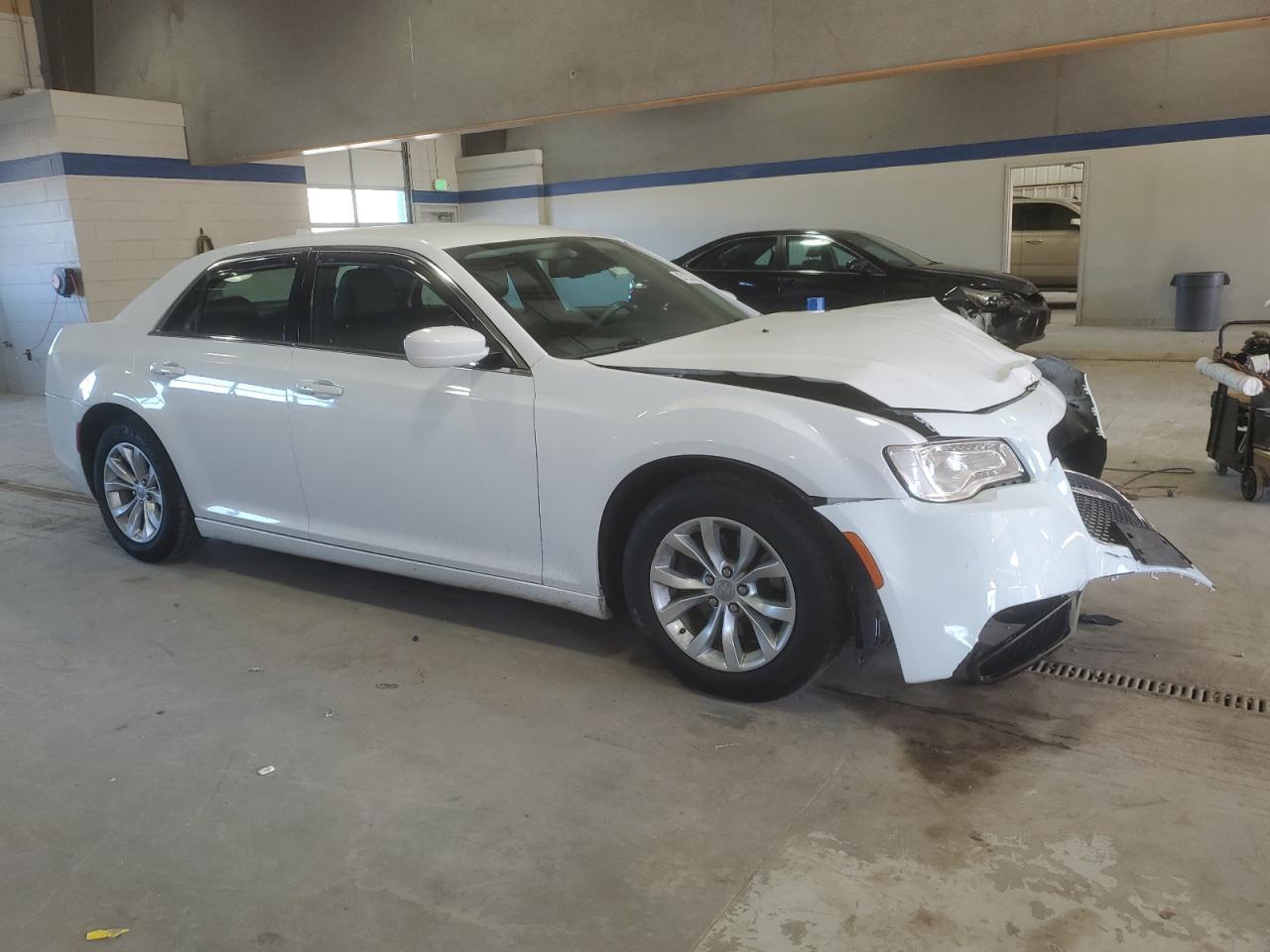 2016 CHRYSLER 300