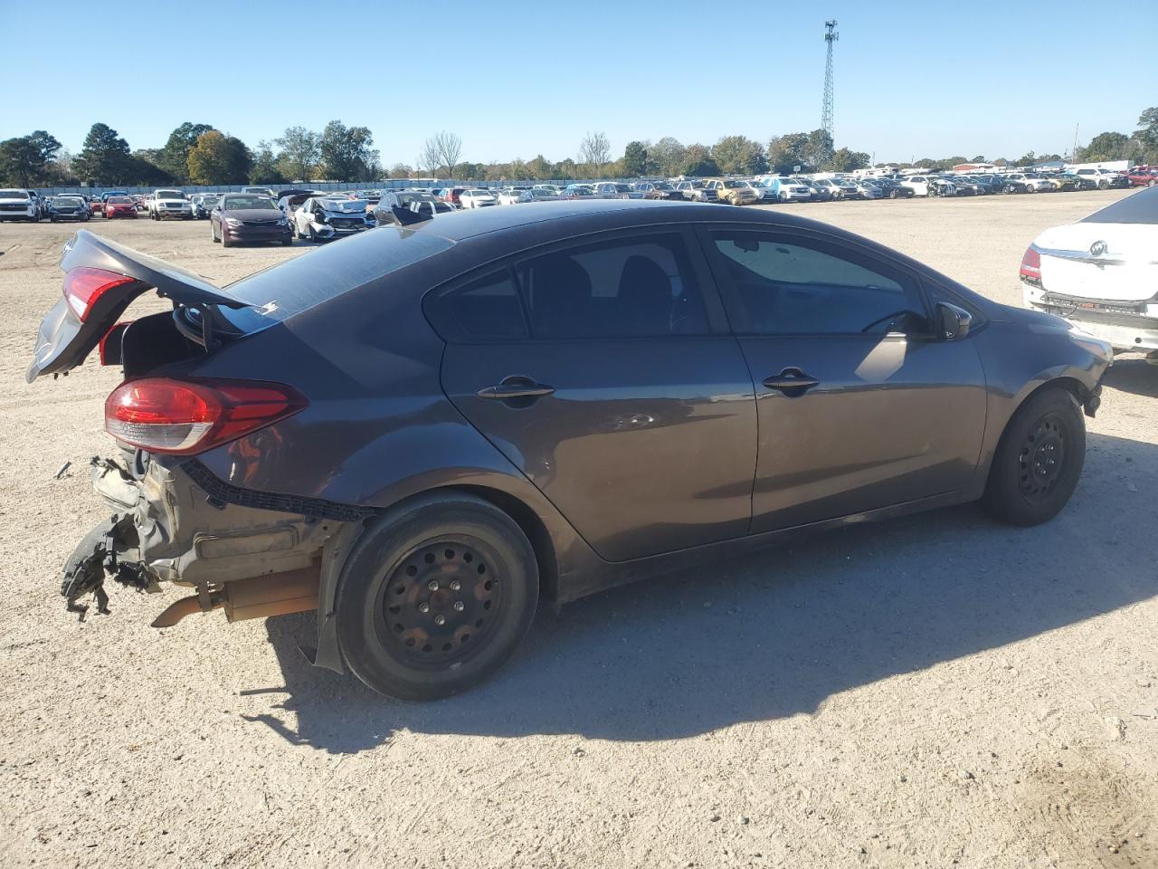 2017 KIA FORTE