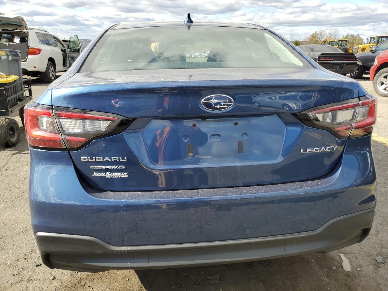 2022 SUBARU Legacy