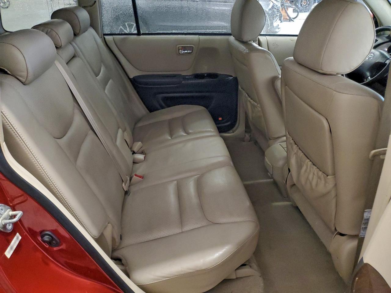 2003 TOYOTA HIGHLANDER