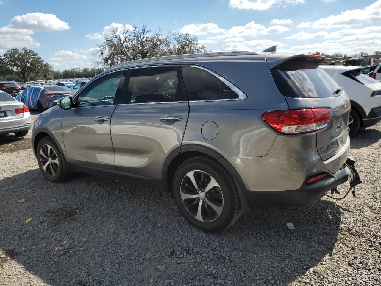 2016 KIA SORENTO