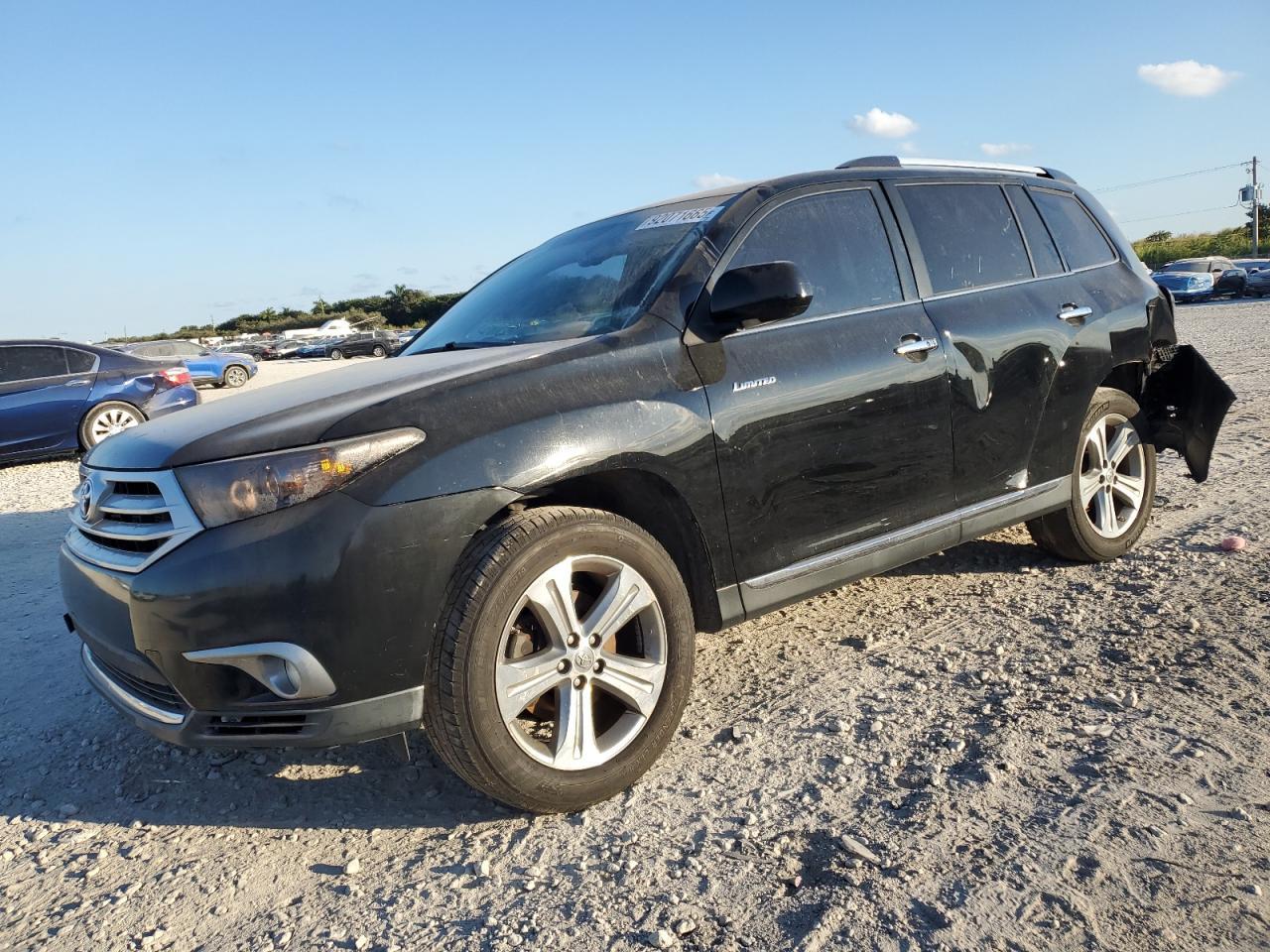 2011 TOYOTA HIGHLANDER