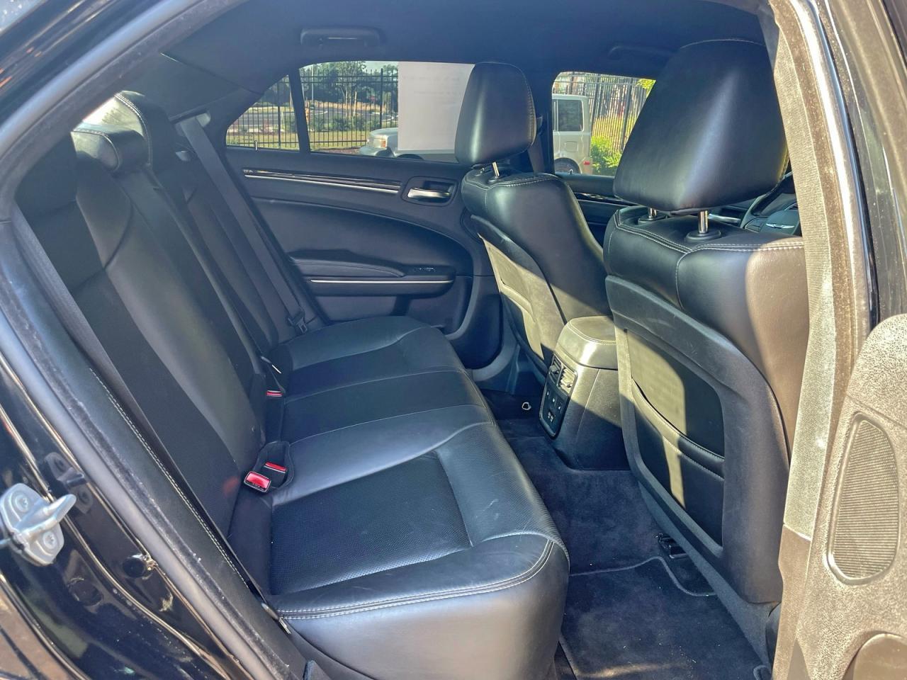 2018 CHRYSLER 300