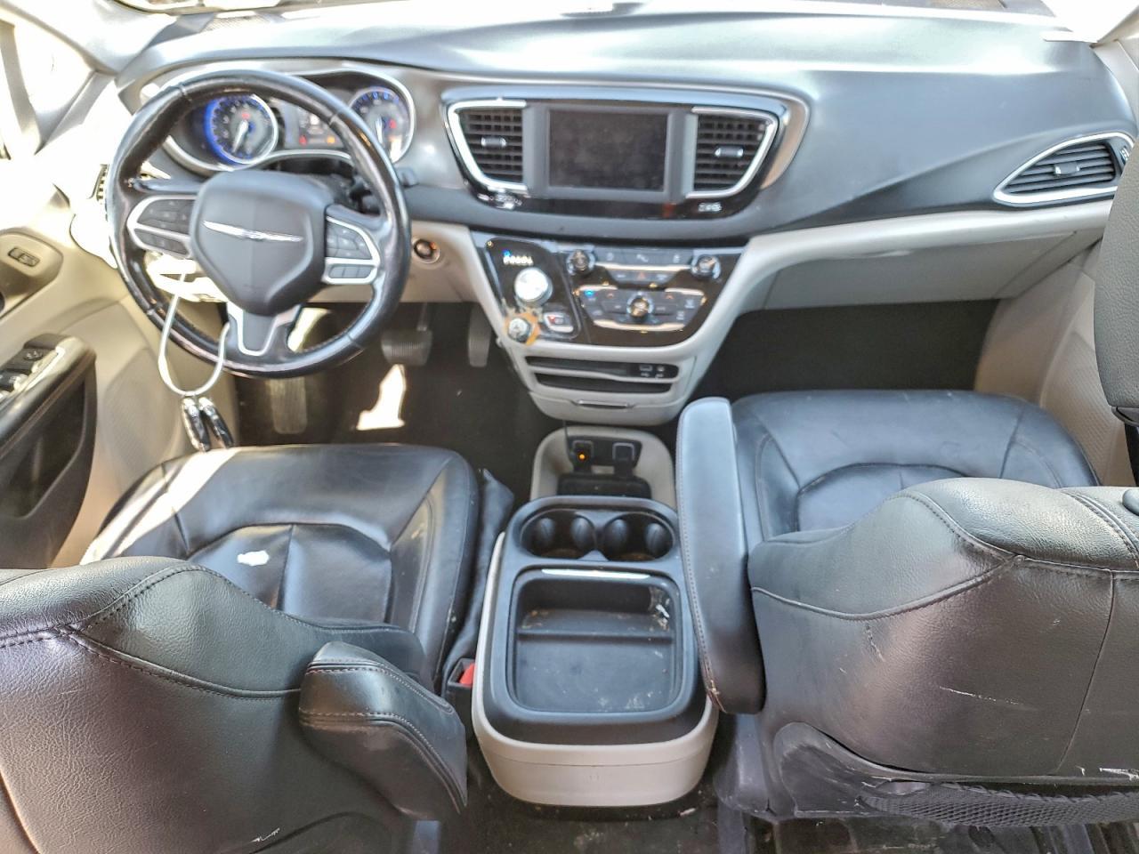 2020 CHRYSLER Pacifica