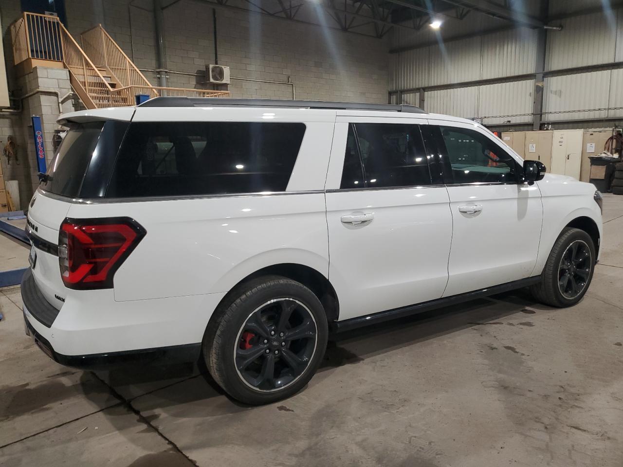 2023 FORD Expedition