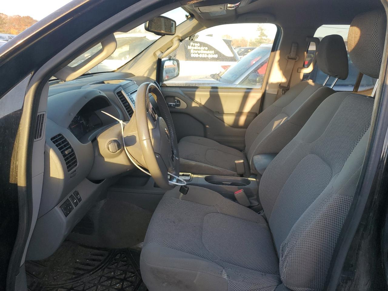 2017 NISSAN Frontier
