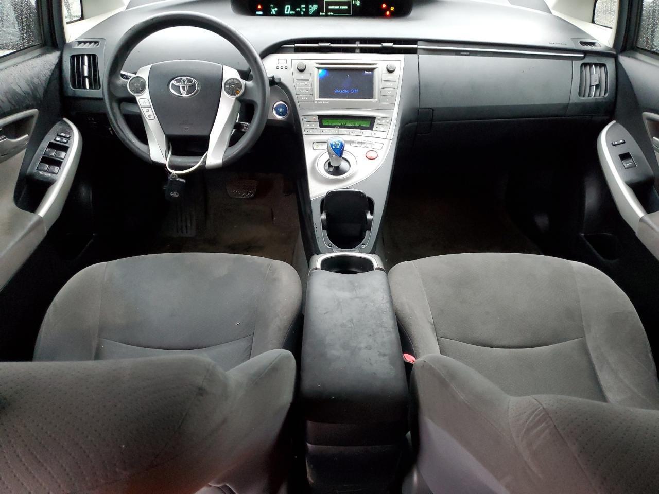 2013 TOYOTA PRIUS