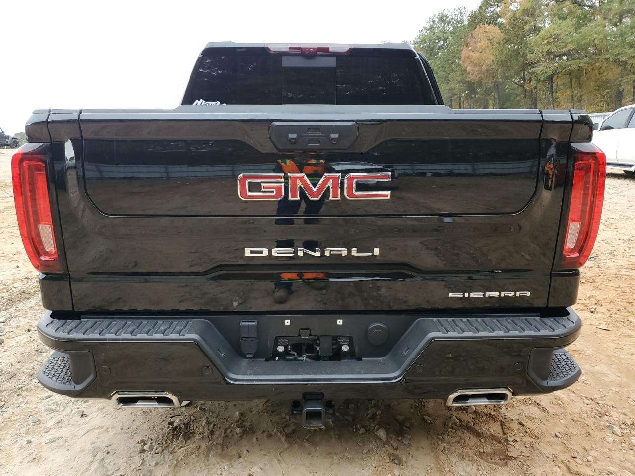 2024 GMC Sierra