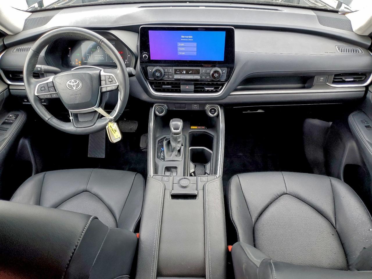 2025 TOYOTA HIGHLANDER
