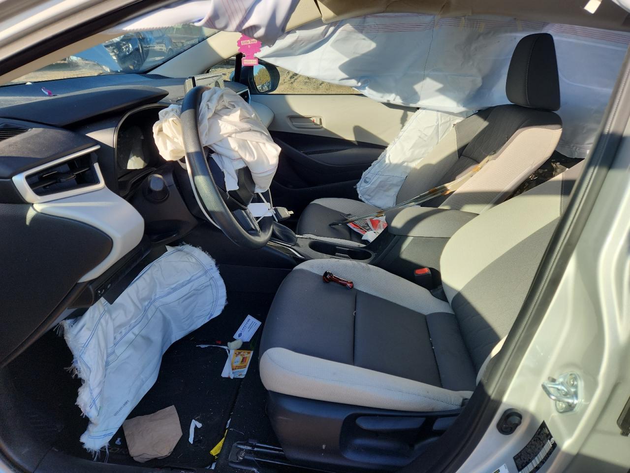 2025 TOYOTA COROLLA
