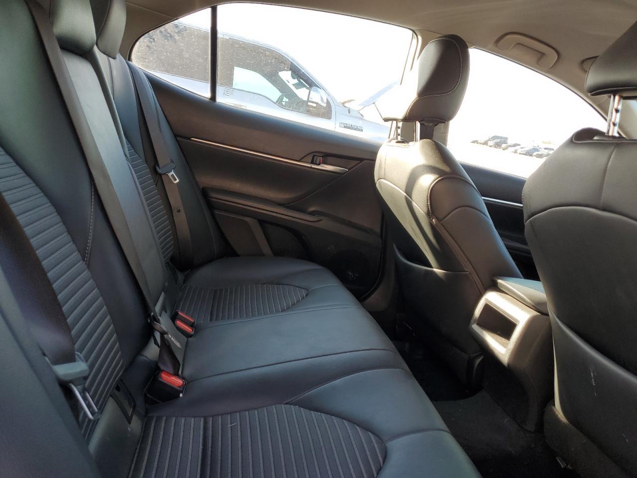 2019 TOYOTA CAMRY