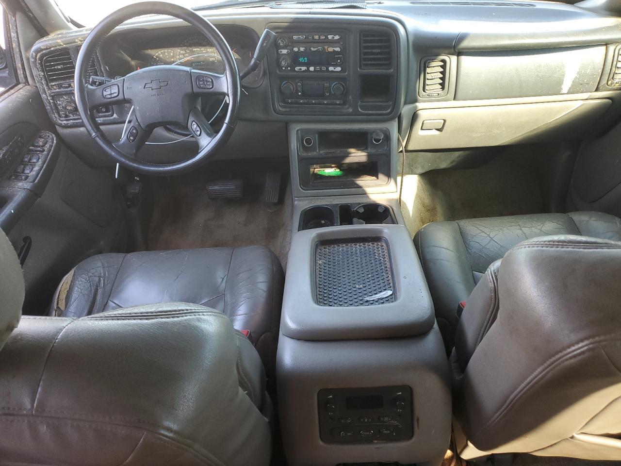 2003 CHEVROLET Suburban