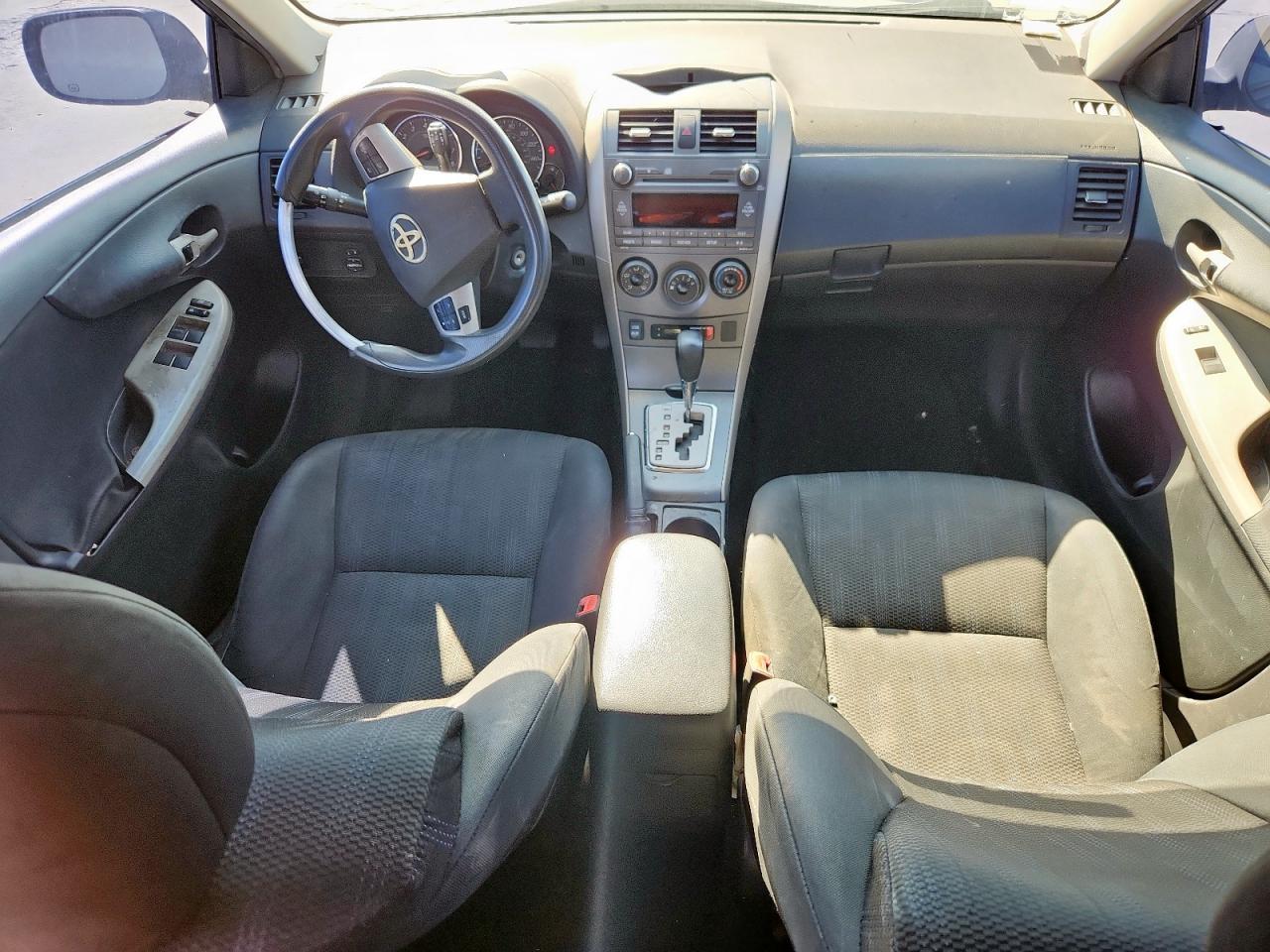 2011 TOYOTA COROLLA