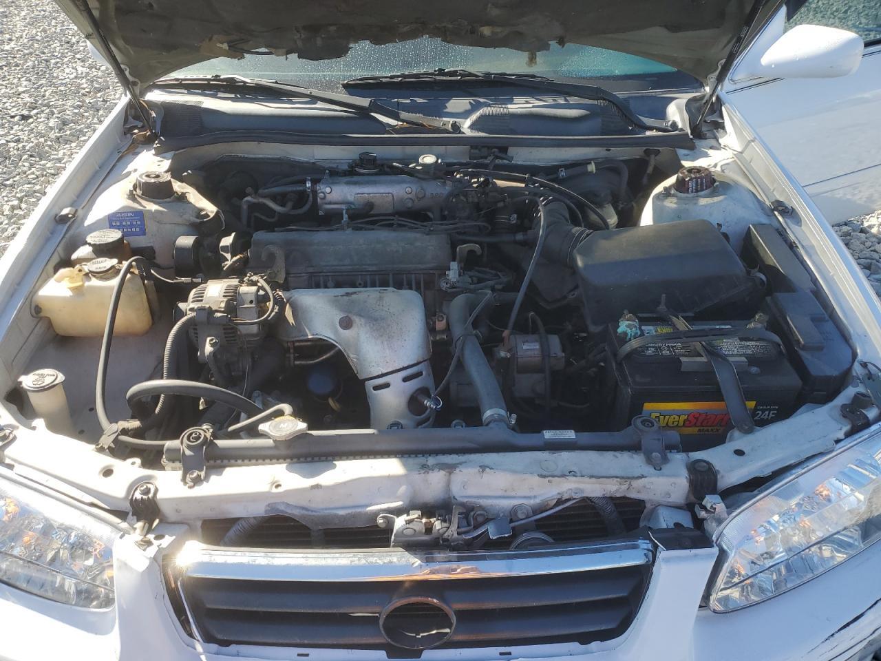 2001 TOYOTA CAMRY