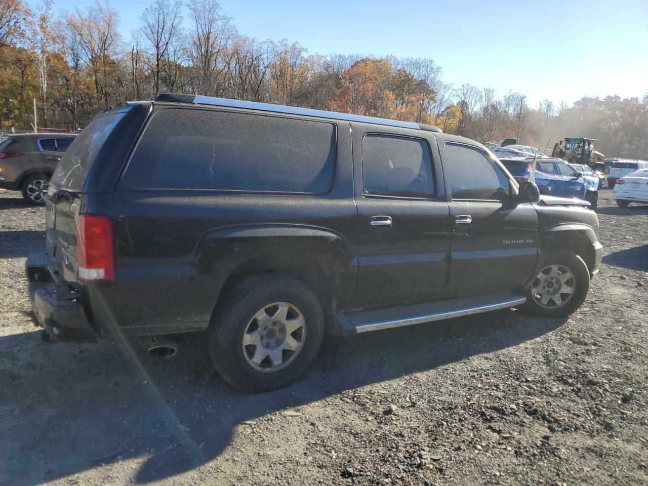 2004 CADILLAC Escalade ESV