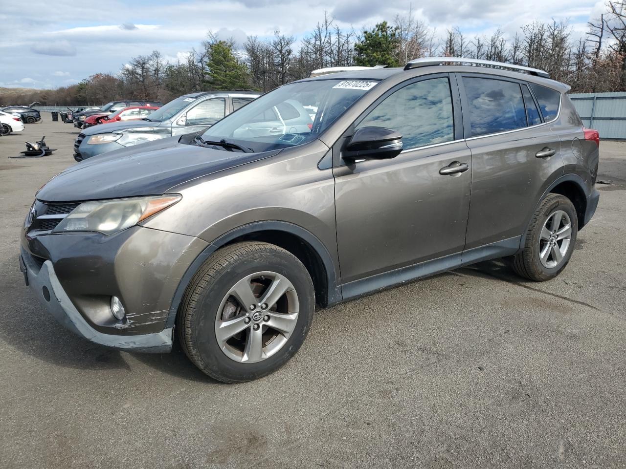 2015 TOYOTA RAV4