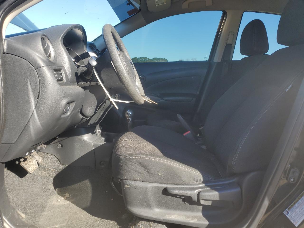 2018 NISSAN VERSA