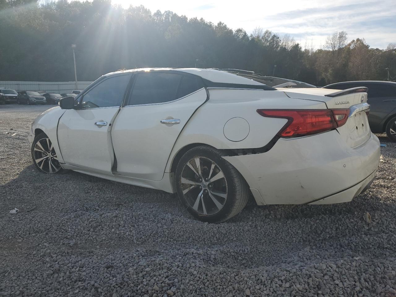 2018 NISSAN Maxima