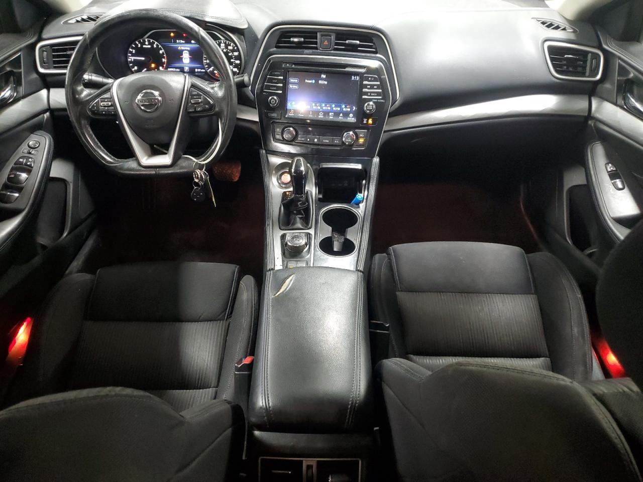 2017 NISSAN Maxima