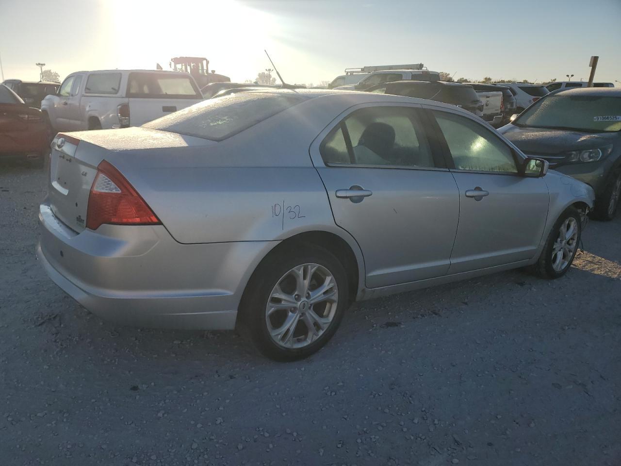2012 FORD FUSION