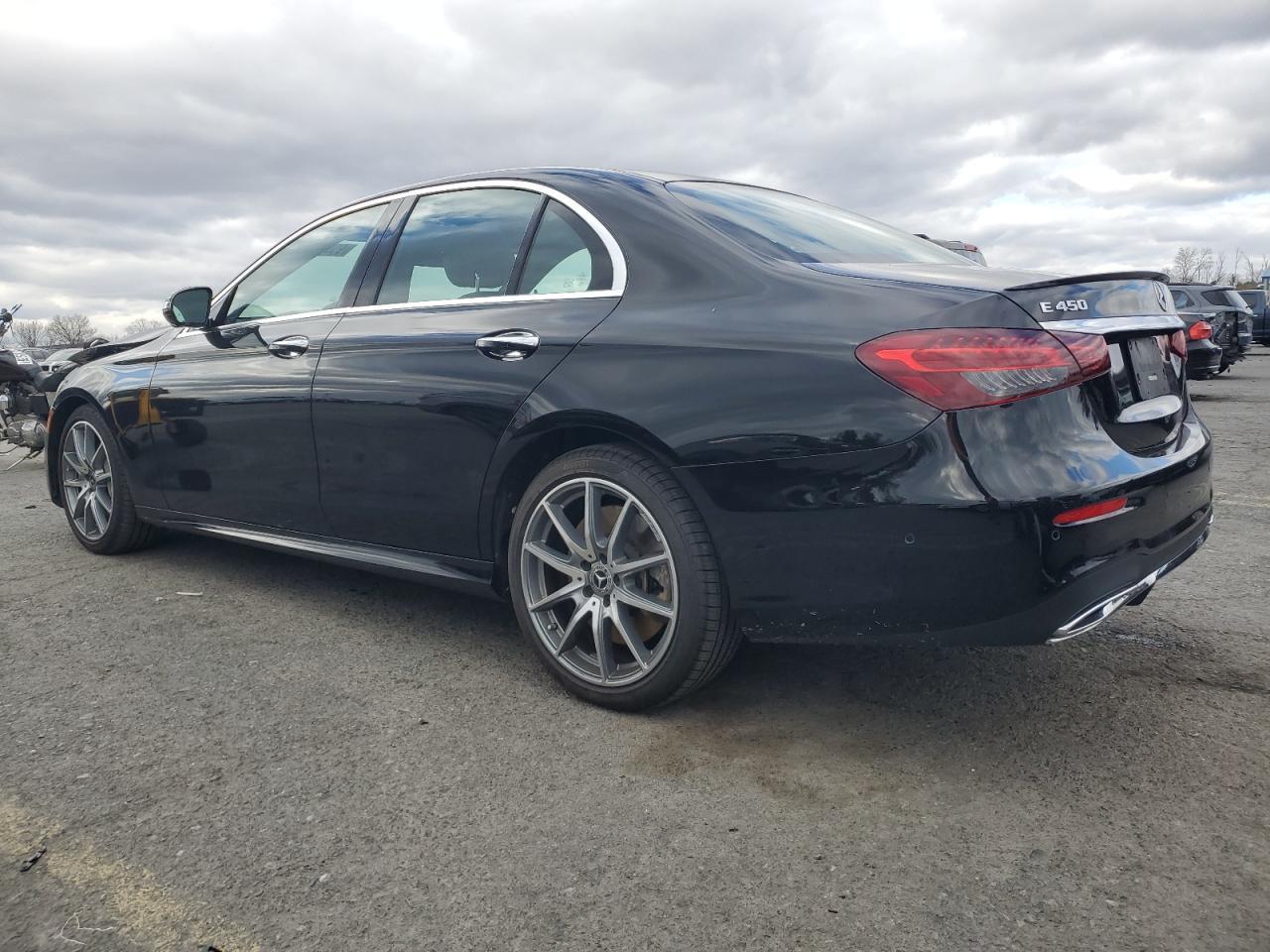 2022 MERCEDES-BENZ E-Class