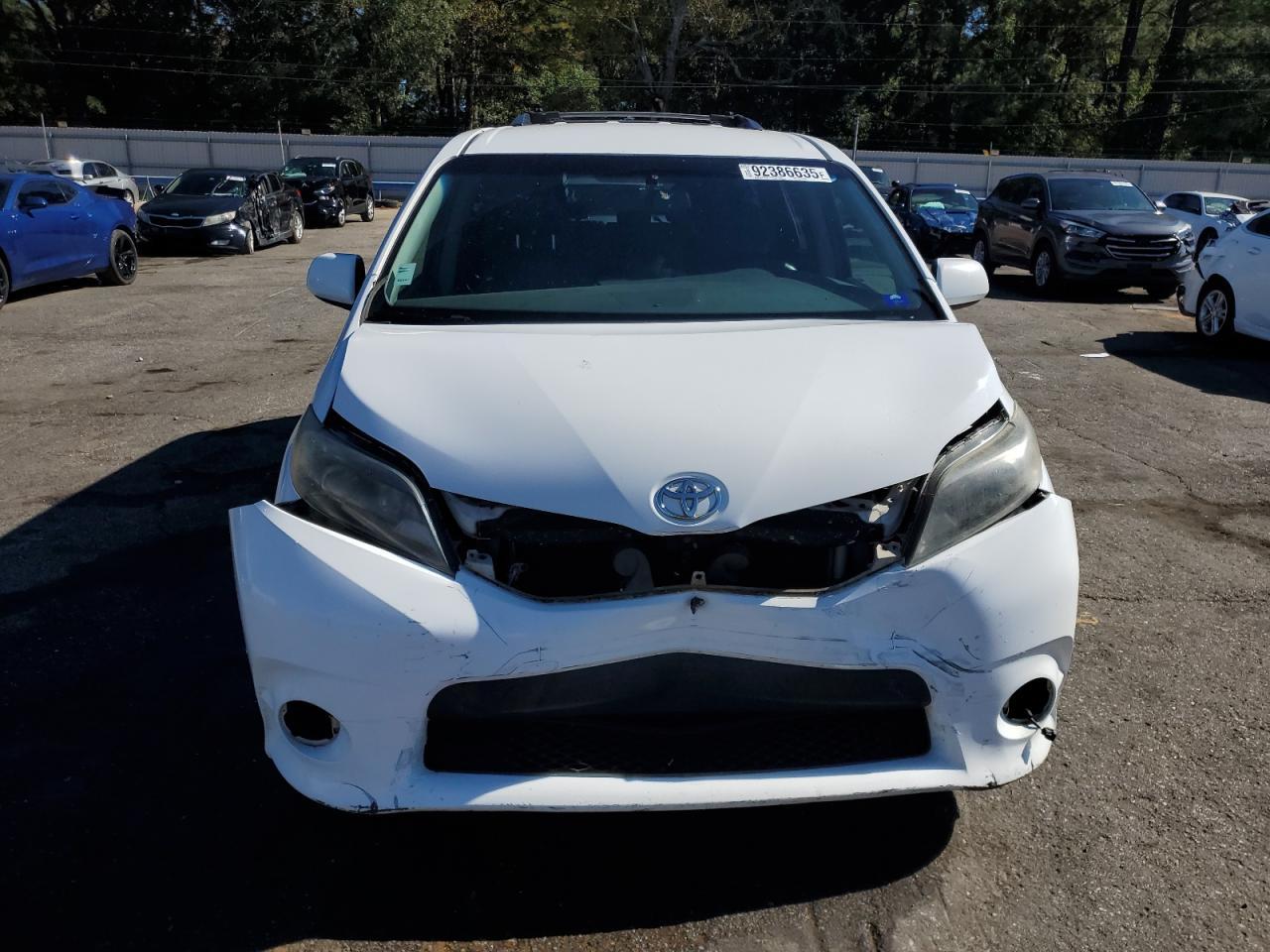 2015 TOYOTA SIENNA