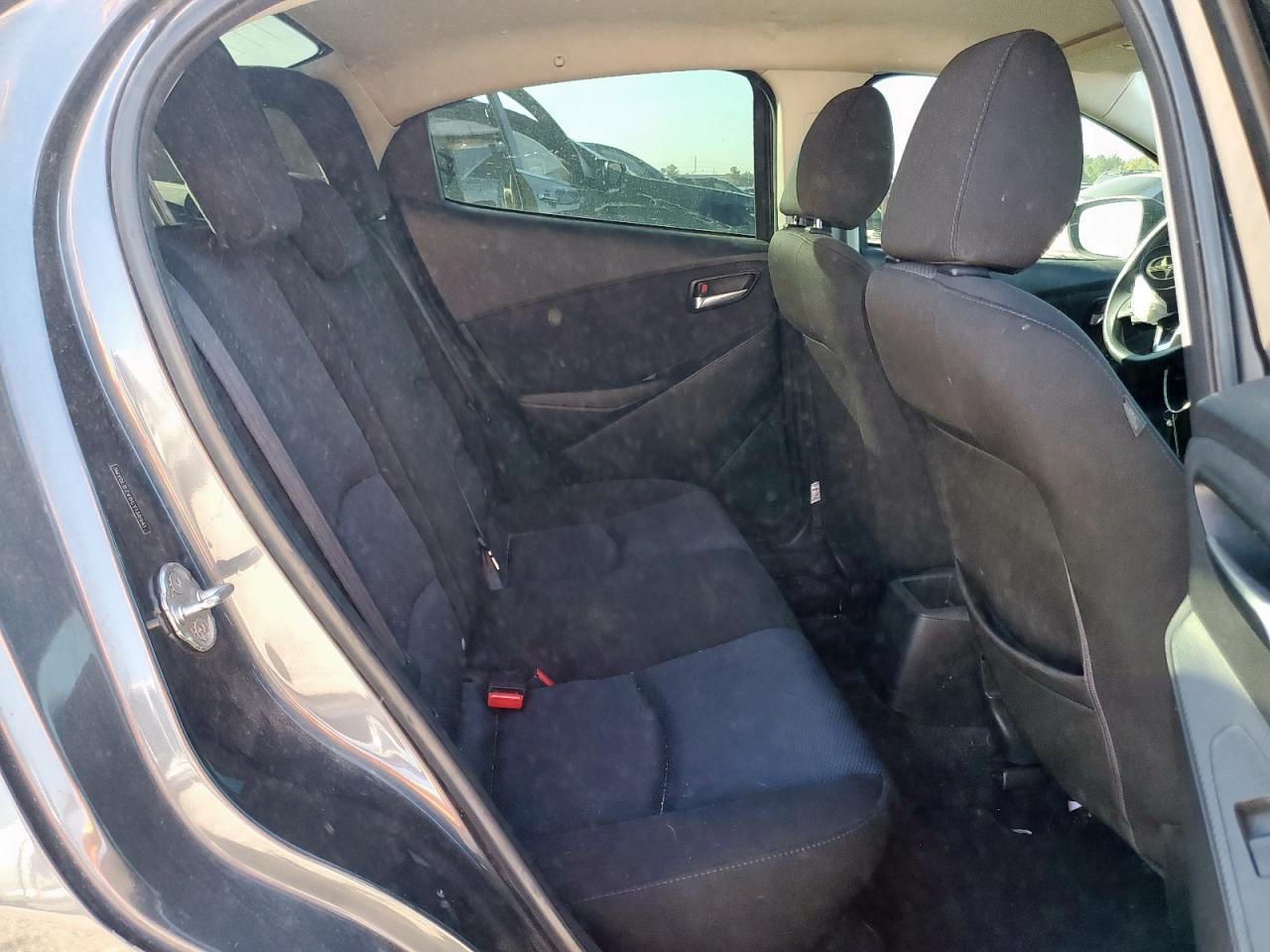 2016 TOYOTA SCION