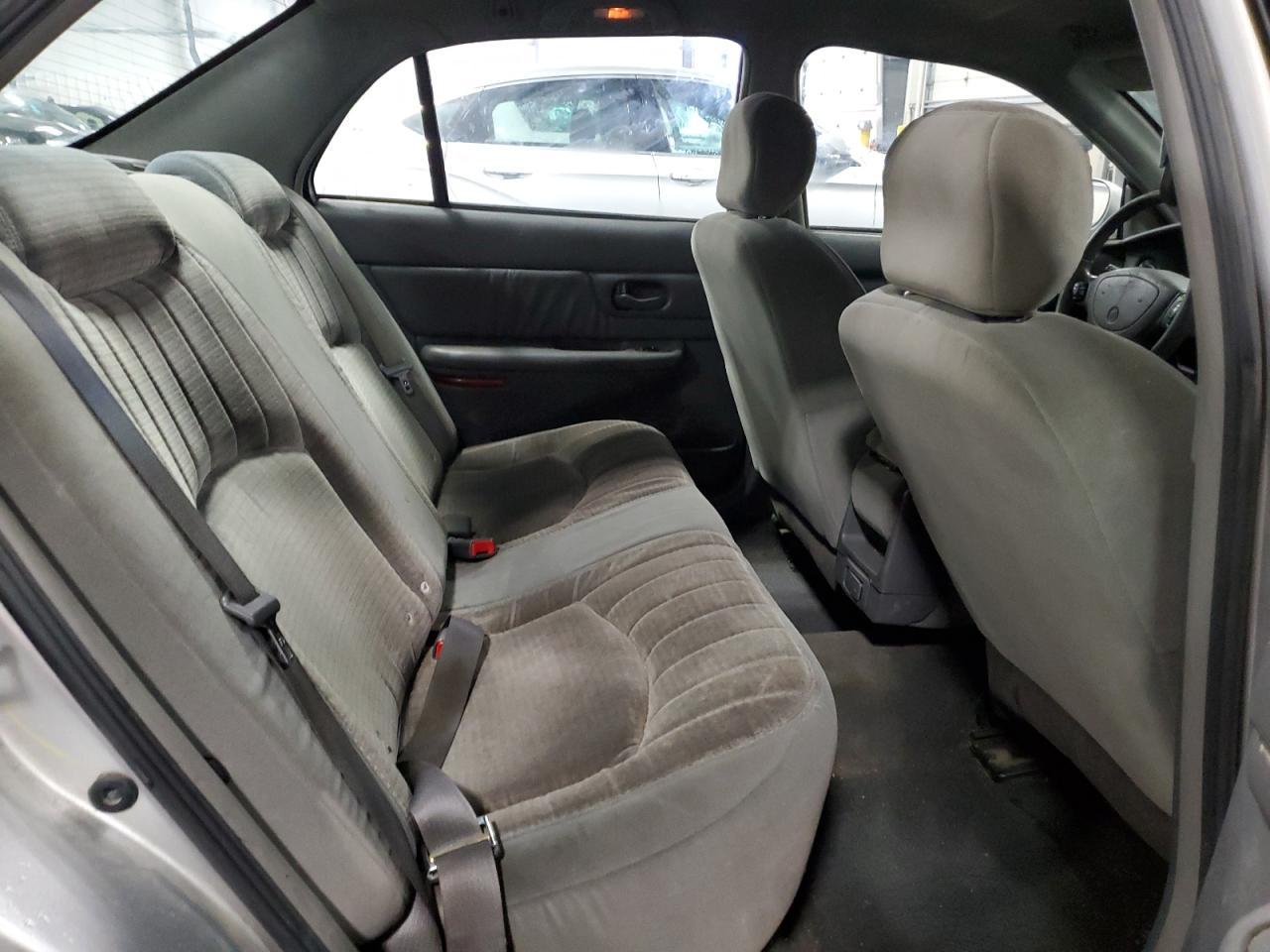 2002 BUICK Century