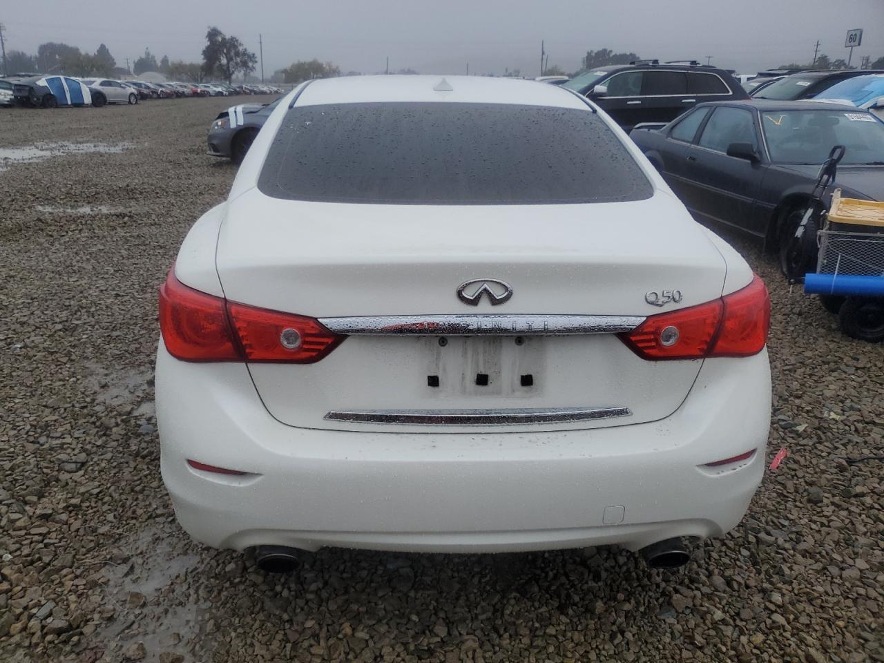 2016 INFINITI Q50