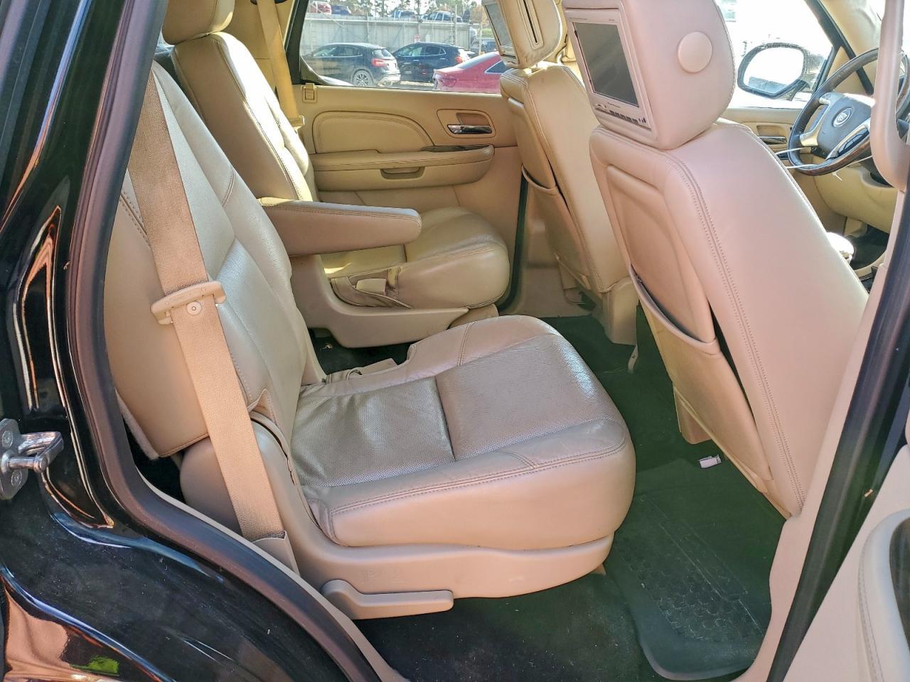 2013 CADILLAC ESCALADE