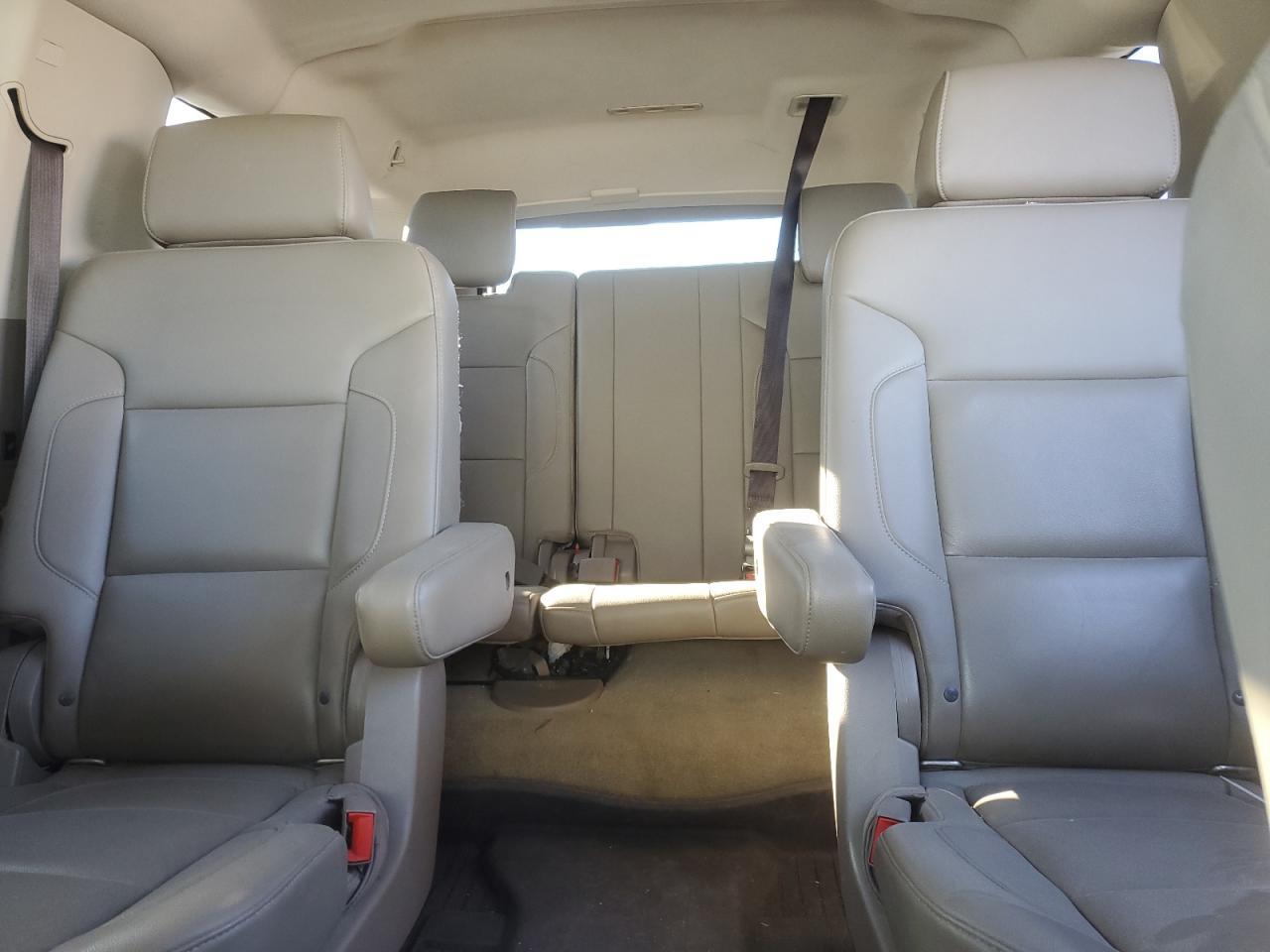 2018 CHEVROLET Suburban