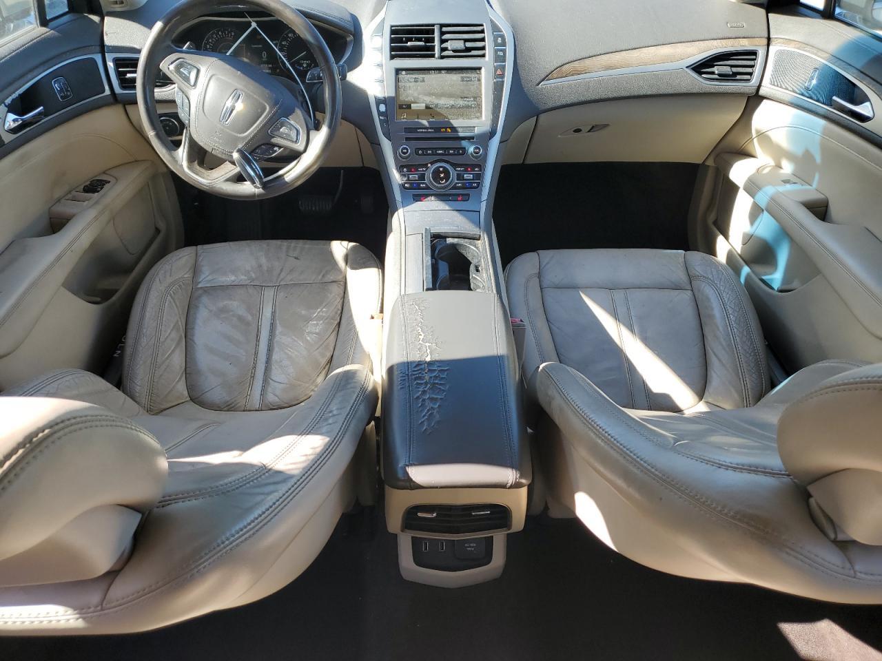 2017 LINCOLN MKZ