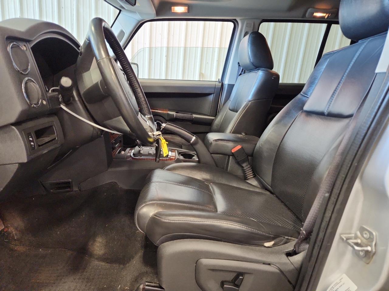 2010 JEEP Commander