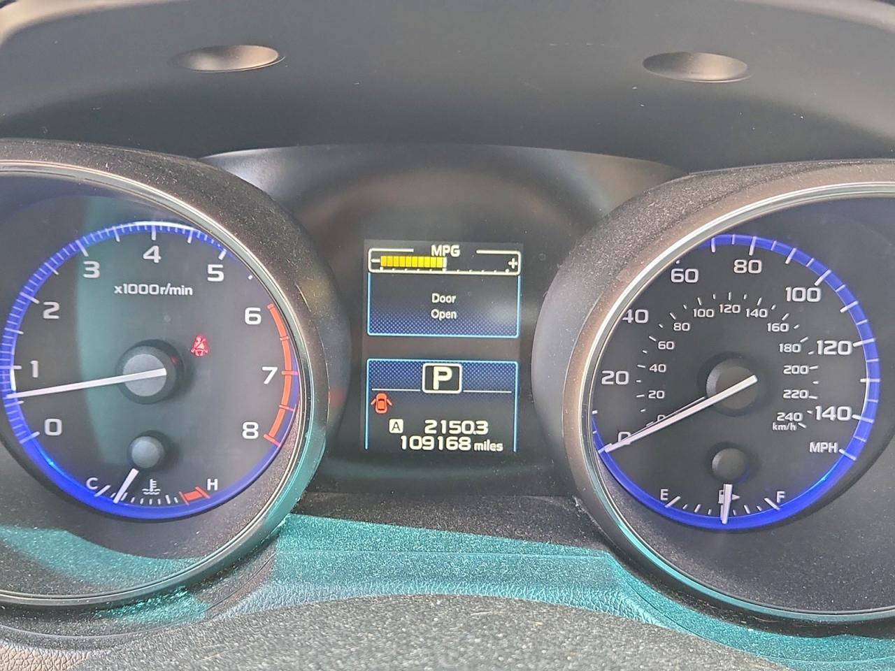 2017 SUBARU Legacy