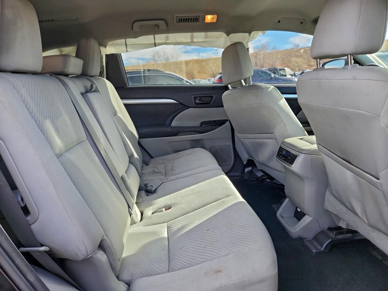 2014 TOYOTA HIGHLANDER