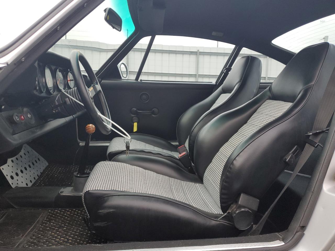 1984 PORSCHE 911