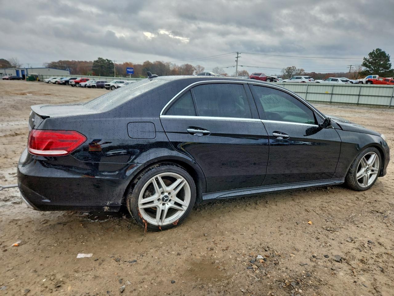 2014 MERCEDES-BENZ E-Class