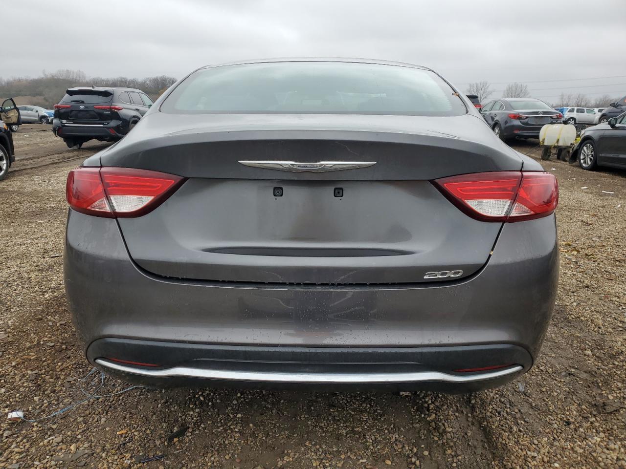 2015 CHRYSLER 200